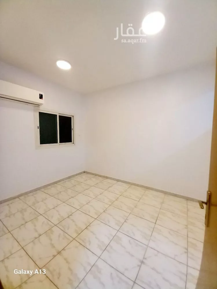 شقة للإيجار في شارع أبي غانم الحلبي, حي الضباط, مدينة الرياض, منطقة الرياض