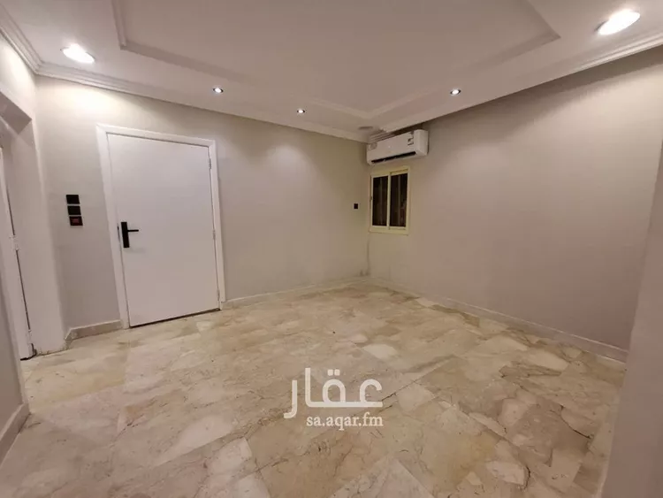 شقة للإيجار في شارع الشيخ حسن بن حسين بن علي, حي الملك فيصل, مدينة الرياض, منطقة الرياض صورة 4
