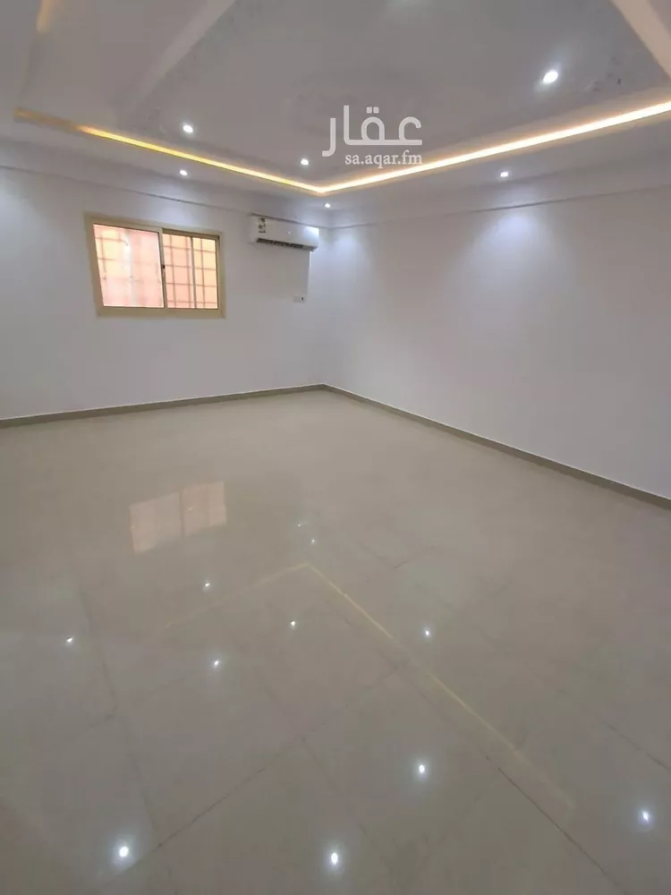 شقة للإيجار في شارع الشيخ حسن بن حسين بن علي, حي الملك فيصل, مدينة الرياض, منطقة الرياض