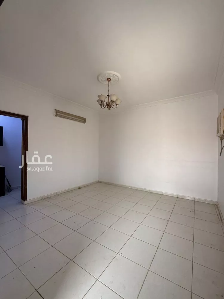 شقة للإيجار في شارع  عبدالله ابن سعود ابن عبدالعزيز, حي إشبيلية, مدينة الرياض, منطقة الرياض