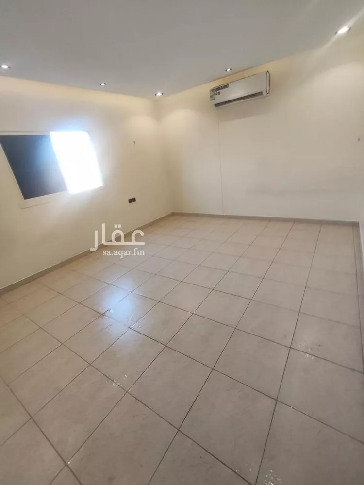 شقة للإيجار في شارع أبي غانم الحلبي, حي الضباط, مدينة الرياض, منطقة الرياض