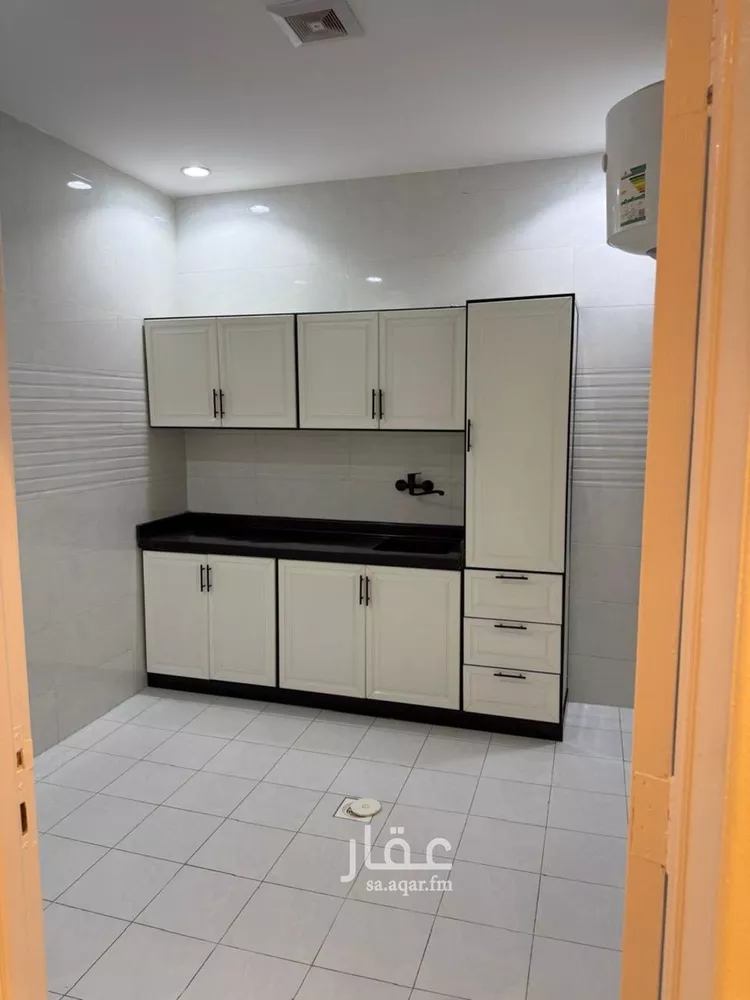 شقة للإيجار في شارع الامير عبدالمحسن بن جلوي, حي المروج, مدينة الرياض, منطقة الرياض صورة 2