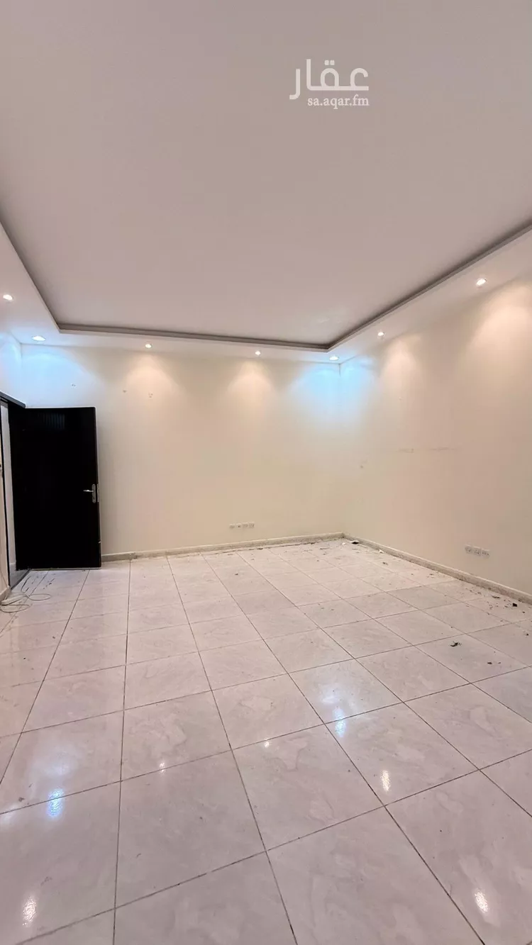 شقة للإيجار في شارع الشيخ حسن بن حسين بن علي, حي الملك فيصل, مدينة الرياض, منطقة الرياض صورة 2