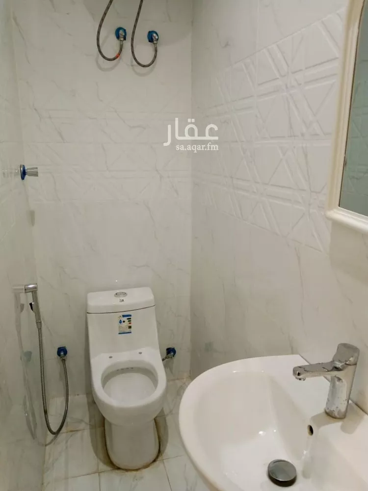 غرفة للإيجار في شارع رقم 309, حي الملقا, مدينة الرياض, منطقة الرياض صورة 2