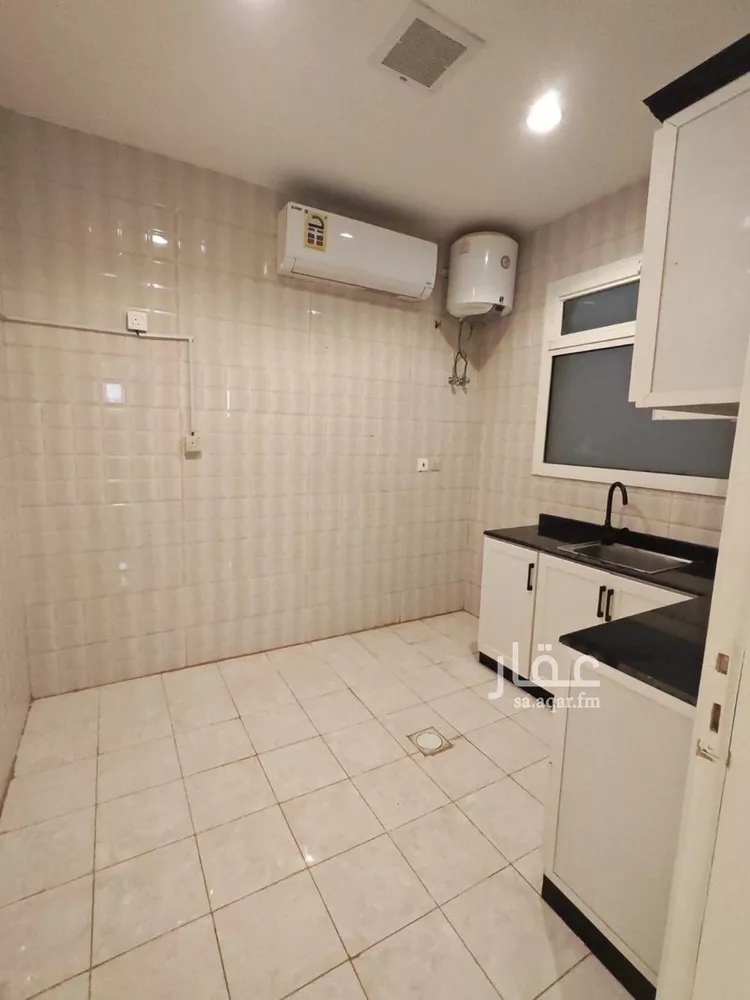 شقة للإيجار في شارع ابن سعيد المغربي, حي العارض, مدينة الرياض, منطقة الرياض