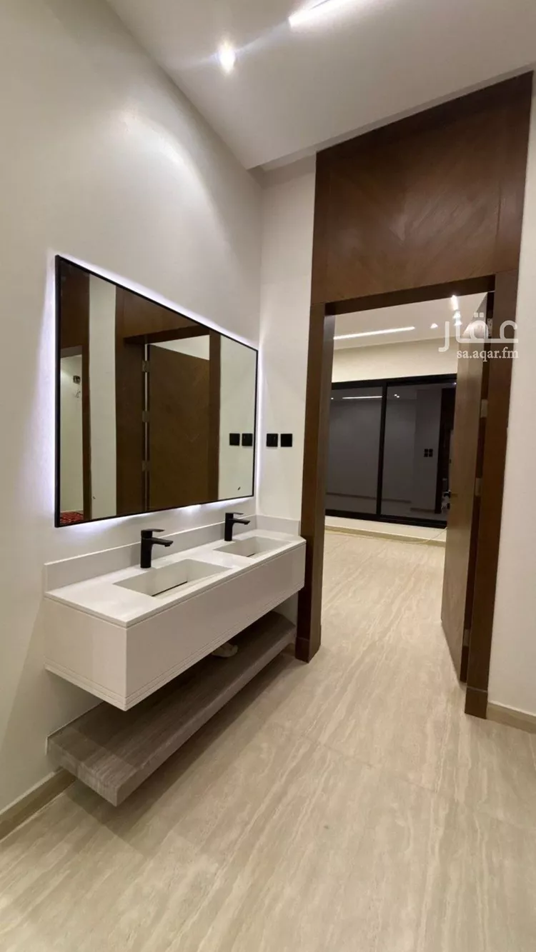 دور للبيع في شارع احمد بن الخطاب, حي طويق, مدينة الرياض, منطقة الرياض صورة 3