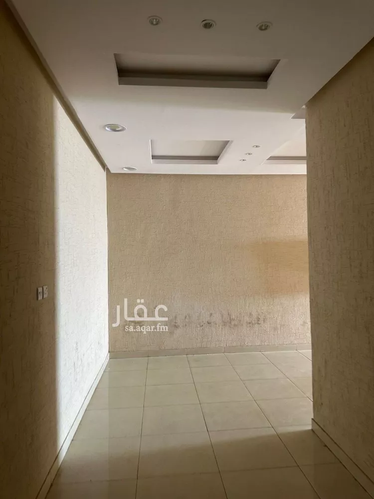 عمارة للبيع في شارع الخندق, حي طويق, مدينة الرياض, منطقة الرياض صورة 2