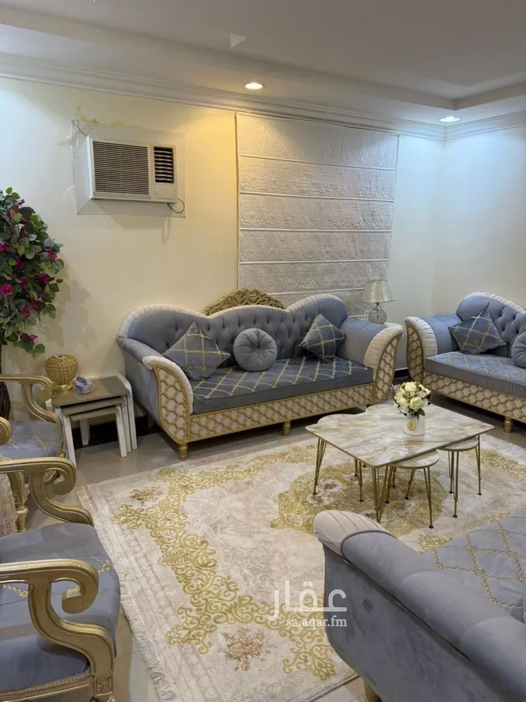 فيلا للبيع في شارع عمر بن سعيد, حي طويق, مدينة الرياض, منطقة الرياض صورة 2