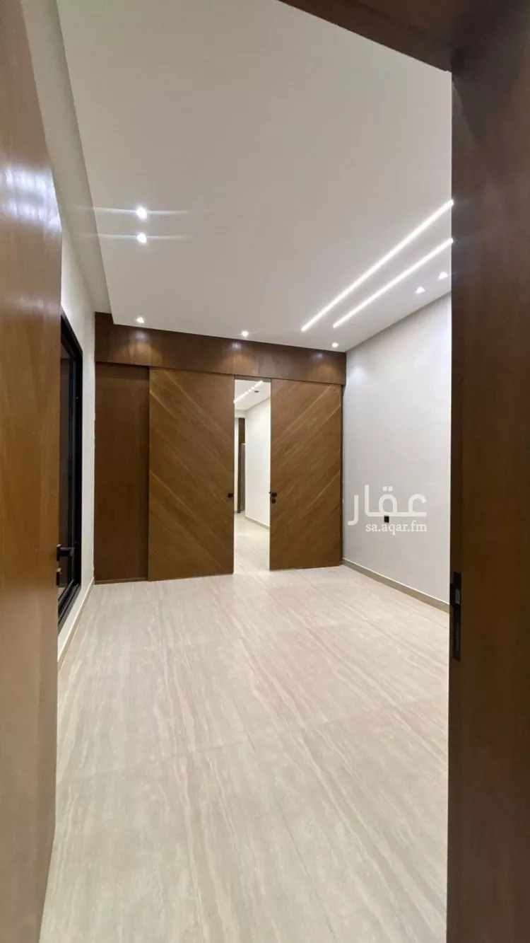 دور للبيع في شارع احمد بن الخطاب, حي طويق, مدينة الرياض, منطقة الرياض صورة 4