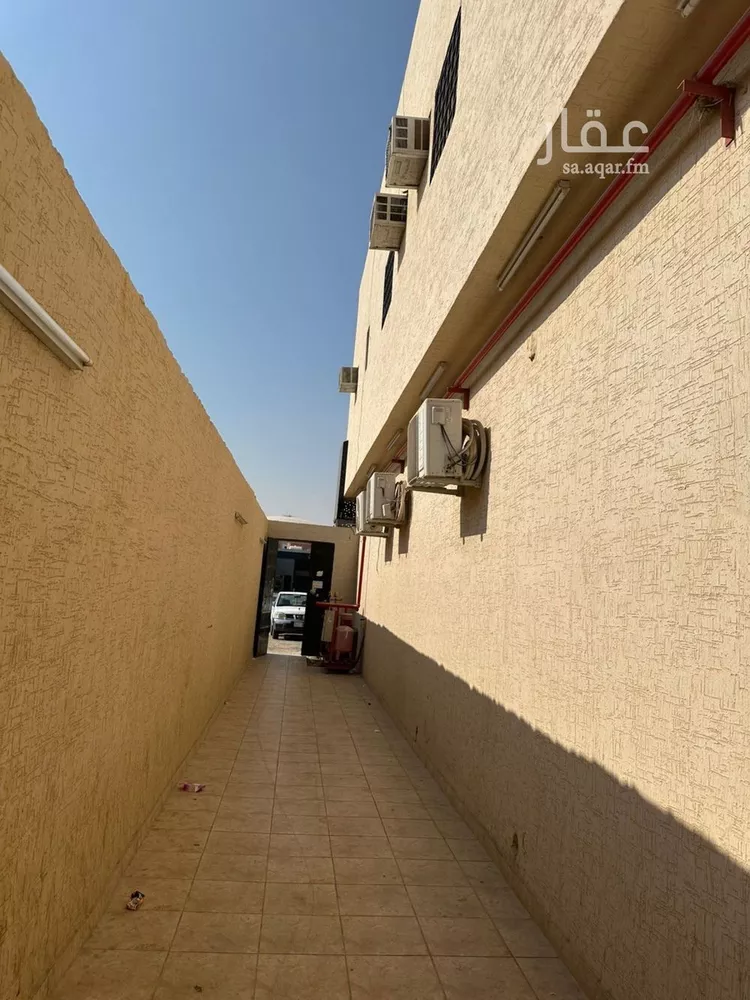 عمارة للبيع في شارع الخندق, حي طويق, مدينة الرياض, منطقة الرياض صورة 3