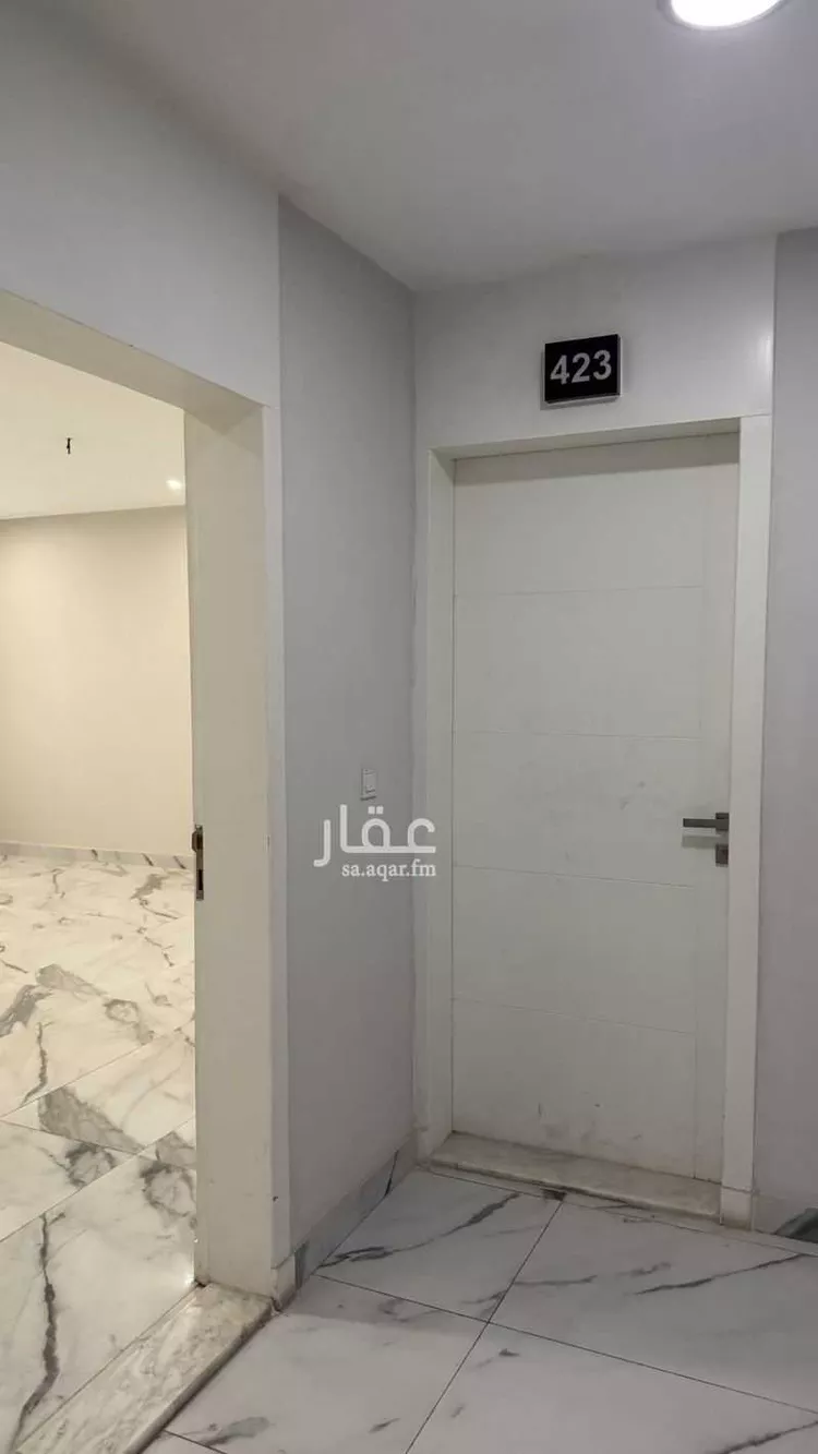شقة للبيع في شارع مدائن صالح, حي الحمراء, مدينة الخبر, المنطقة الشرقية 8