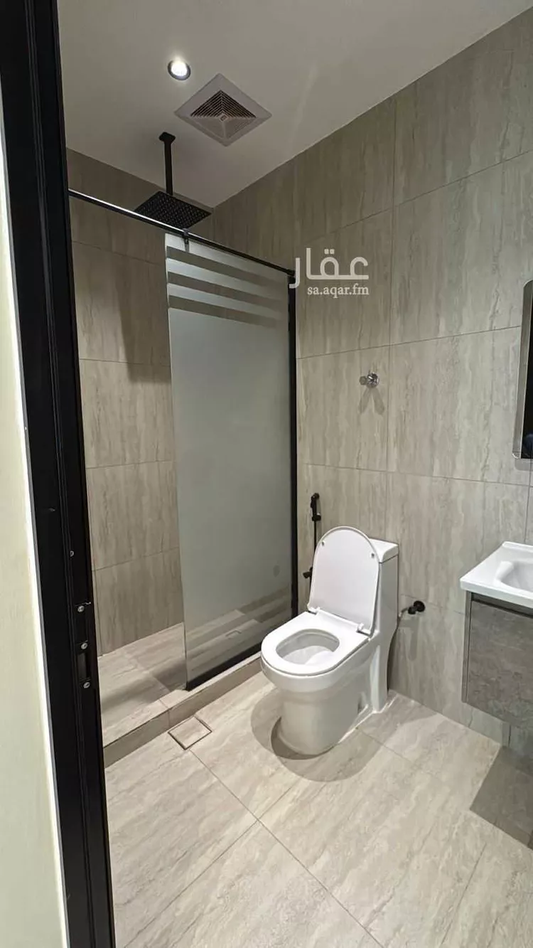 شقة للإيجار في شارع بقيق, حي الحمراء, مدينة الخبر, المنطقة الشرقية صورة 4
