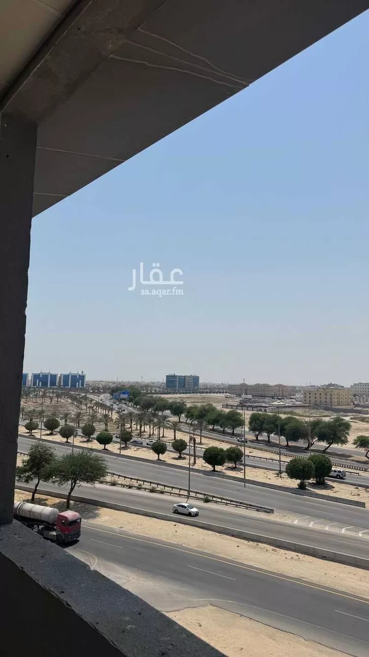 شقة للبيع في شارع مدائن صالح, حي الحمراء, مدينة الخبر, المنطقة الشرقية 7