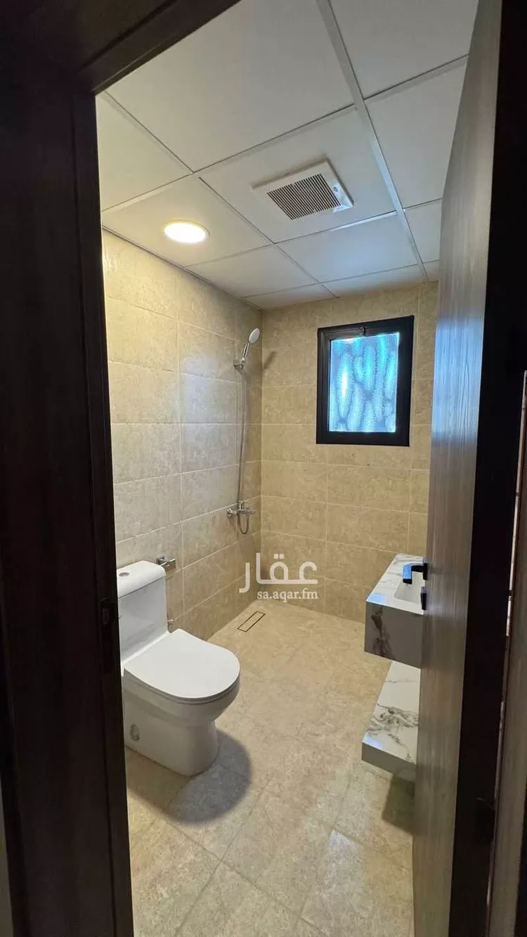 شقة للإيجار في شارع بقيق, حي الحمراء, مدينة الخبر, المنطقة الشرقية 6