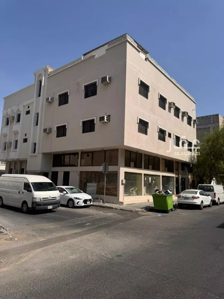 عمارة للبيع في شارع العاشر, حي الخبرالشمالية, مدينة الخبر, المنطقة الشرقية