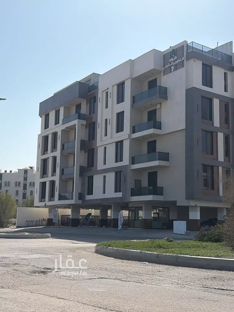 شقة للإيجار في شارع الرقعى ، حي الحمراء ، الخبر ، الخبر