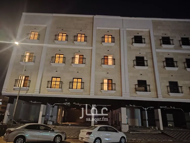 عمارة للبيع في شارع الخامس, حي الثقبة, مدينة الخبر, المنطقة الشرقية