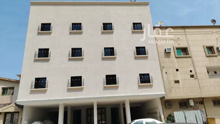 عمارة للبيع في شارع السادس عشر, حي العقربية, مدينة الخبر, المنطقة الشرقية