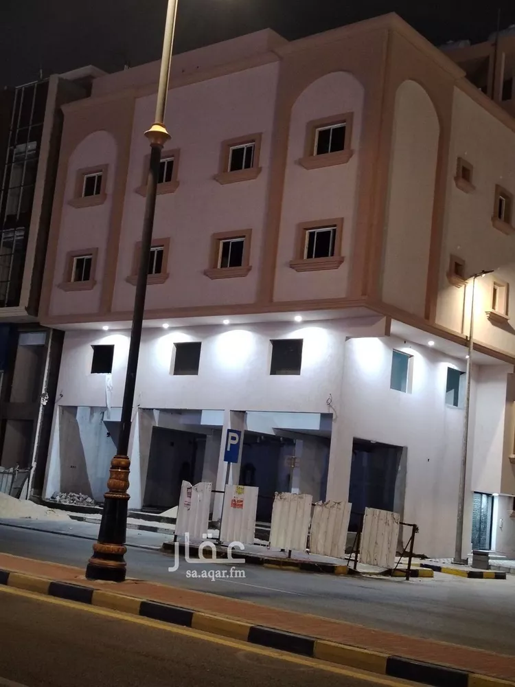 عمارة للبيع في شارع الميرز, حي الخبر الجنوبية, مدينة الخبر, المنطقة الشرقية صورة 2