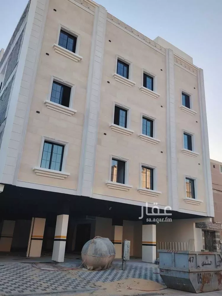 عمارة للبيع في شارع شقراء, حي الثقبة, مدينة الخبر, المنطقة الشرقية صورة 2