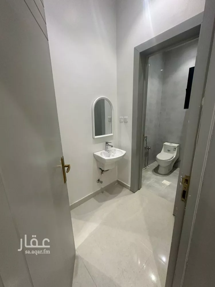 فيلا للبيع في شارع أبي العز الحبشي, حي المرجان, مدينة الرياض, منطقة الرياض 25