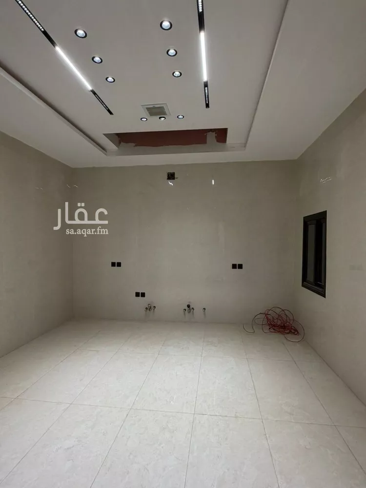 فيلا للبيع في شارع قصر الأزرق, حي السعادة, مدينة الرياض, منطقة الرياض 10