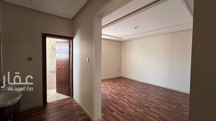 Floor for Rent in Riyadh Al Yasmin 6