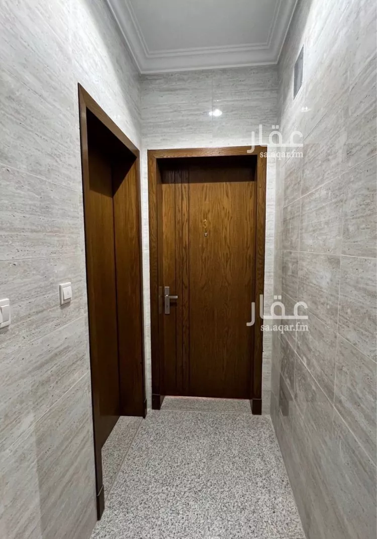 شقة للإيجار في شارع خريص, حي الحمراء, مدينة الخبر, المنطقة الشرقية صورة 2