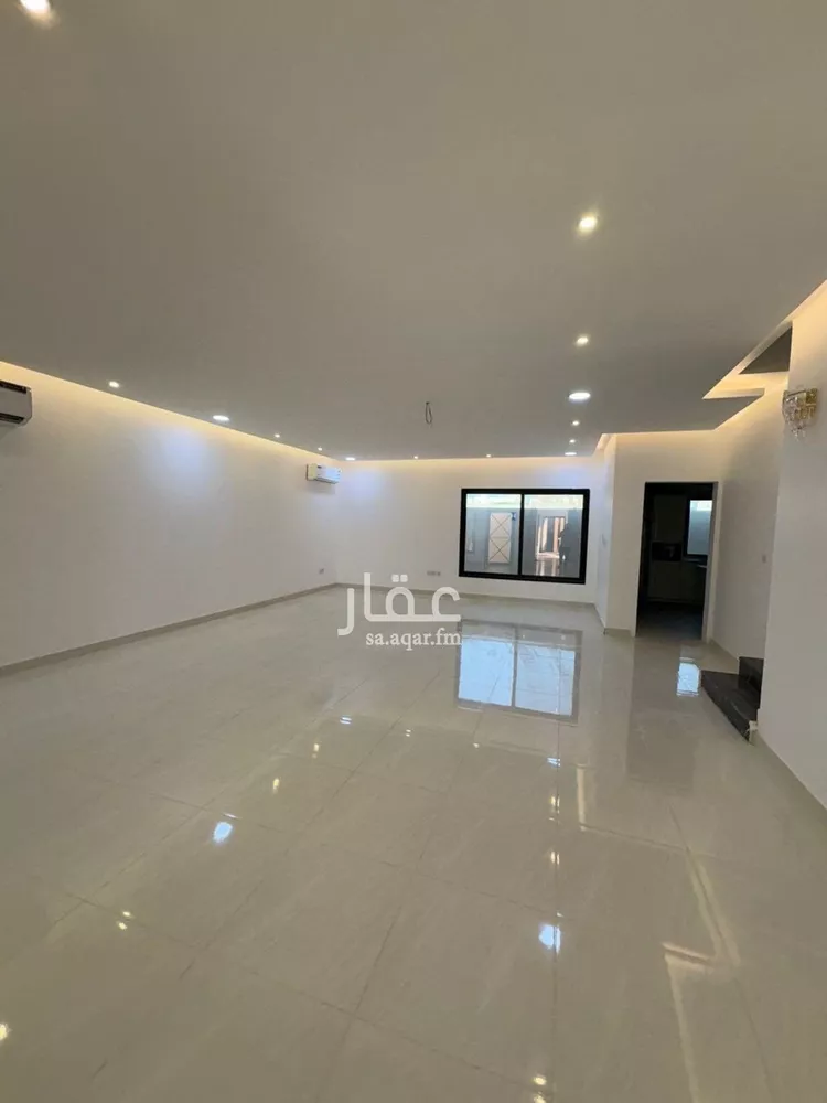 فيلا للإيجار في شارع الصياد, حي الأمواج, مدينة الخبر, المنطقة الشرقية صورة 2