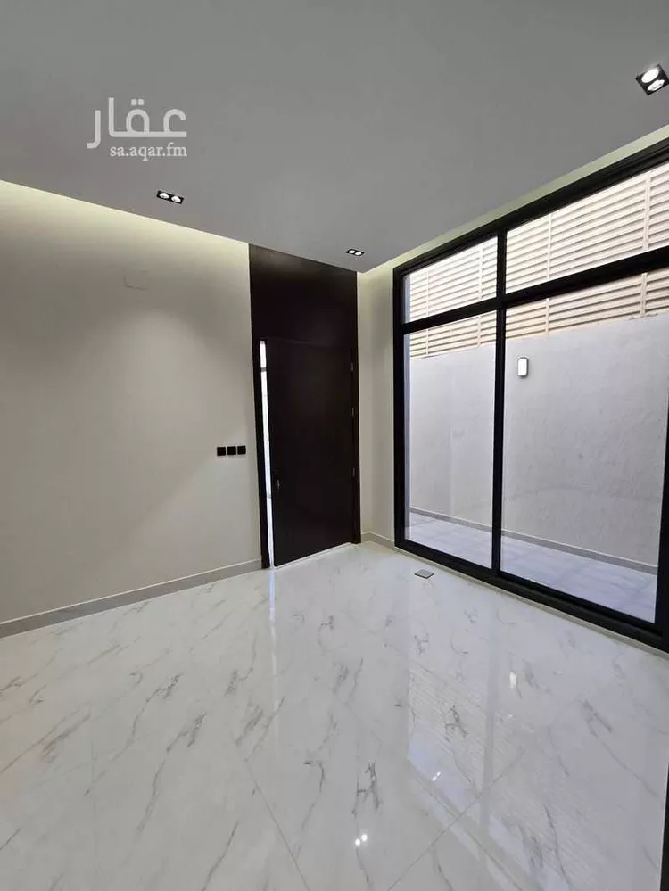 دور للبيع في شارع رقم 185, حي المونسية, مدينة الرياض, منطقة الرياض صورة 3