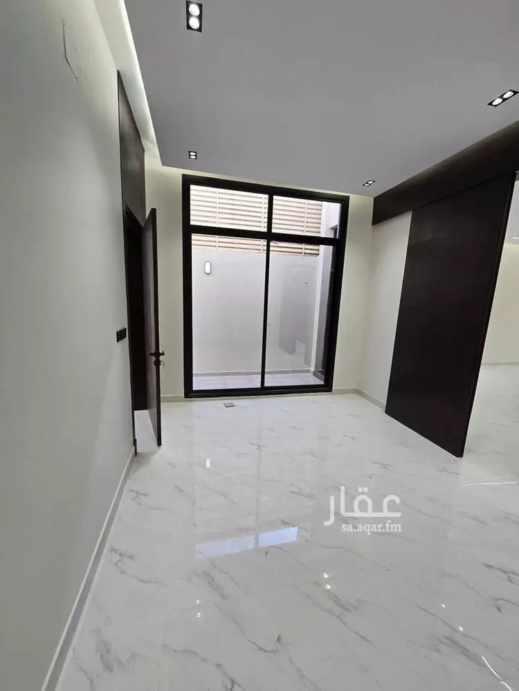 دور للبيع في شارع رقم 357, حي المونسية, مدينة الرياض, منطقة الرياض صورة 4