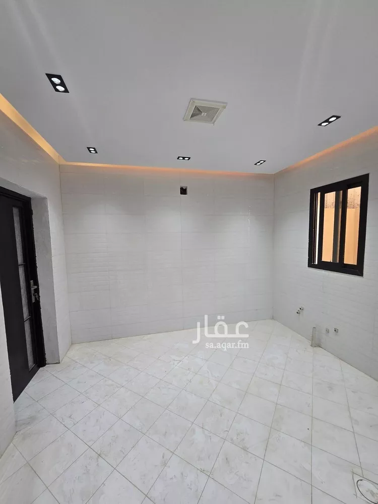 فيلا للبيع في شارع اللوزة, حي الأندلس, مدينة الرياض, منطقة الرياض صورة 4