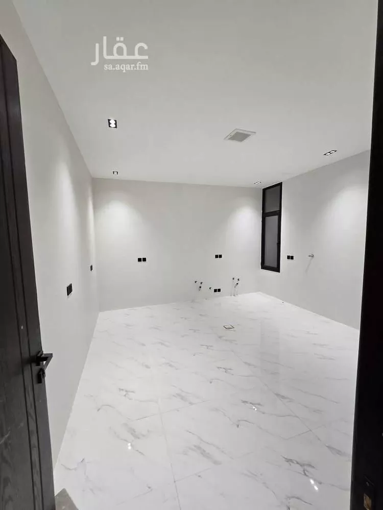 دور للبيع في شارع رقم 185, حي المونسية, مدينة الرياض, منطقة الرياض صورة 2