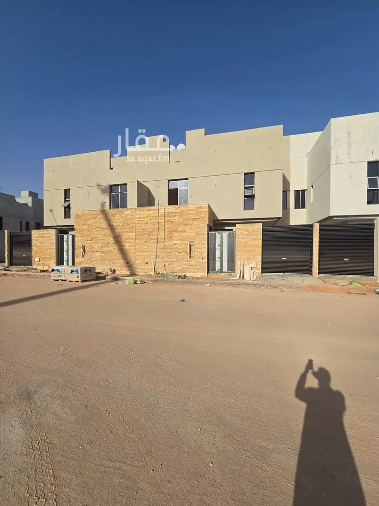 فيلا للبيع في شارع أبي سعد النفيس, حي الرمال, مدينة الرياض, منطقة الرياض