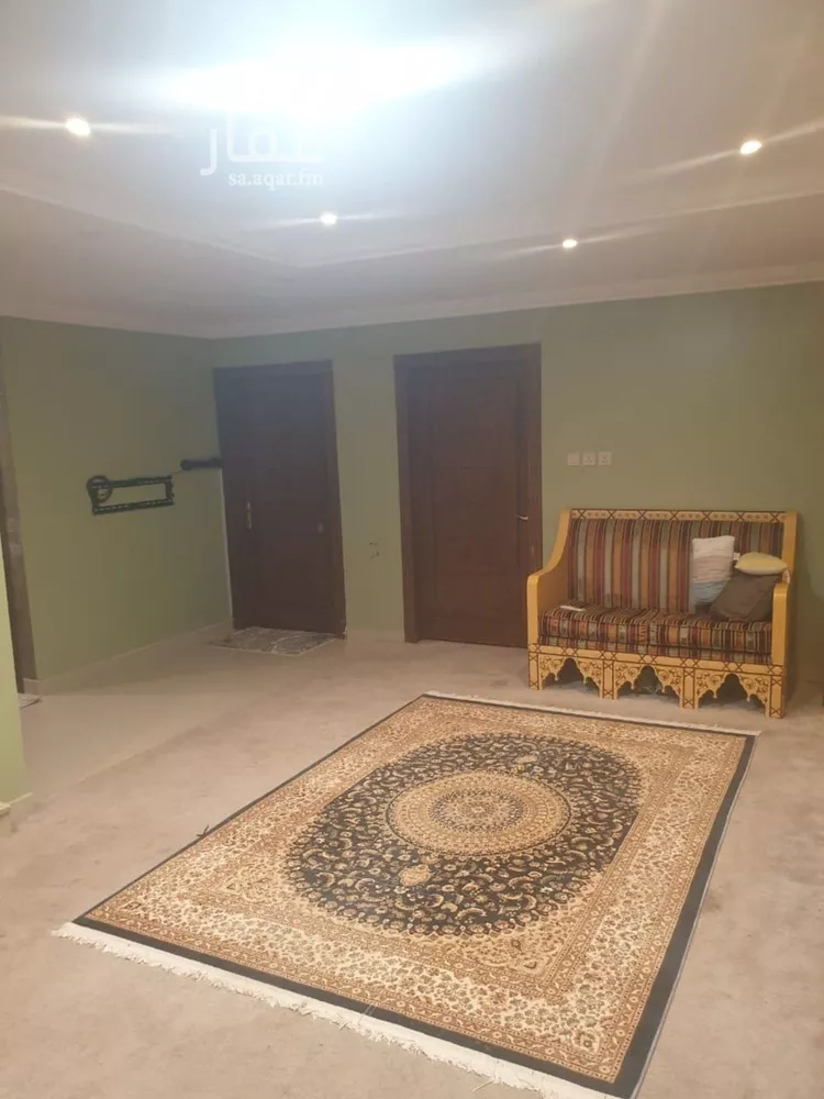 فيلا للبيع في شارع الكوادر, حي الربيع, مدينة الرياض, منطقة الرياض صورة 3