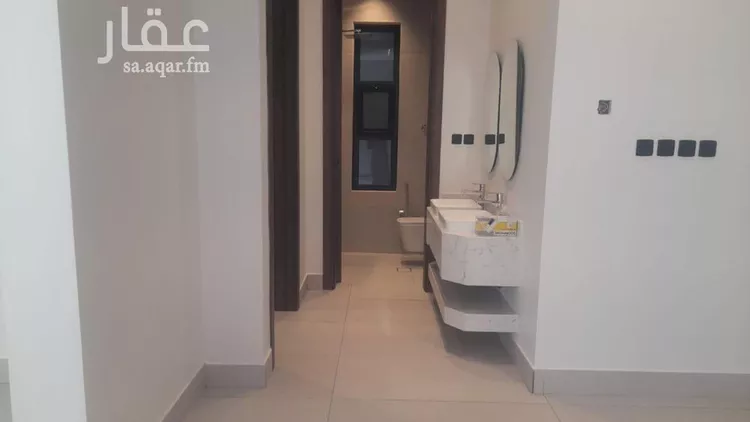 فيلا للبيع في شارع إسماعيل بن أبي اليسر, حي العارض, مدينة الرياض, منطقة الرياض صورة 3