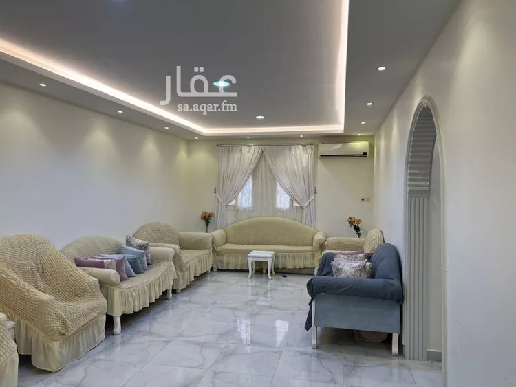 فيلا للبيع في شارع خالد الفرج, حي الملك فيصل, مدينة الرياض, منطقة الرياض صورة 4