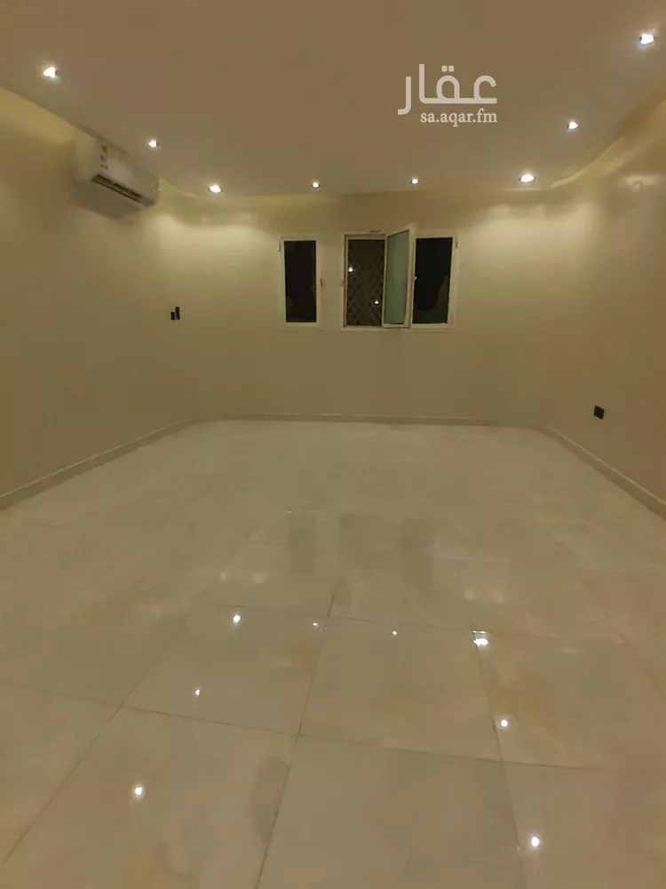 شقة للإيجار في شارع شجاع بن وهب, حي العليا, مدينة الرياض, منطقة الرياض