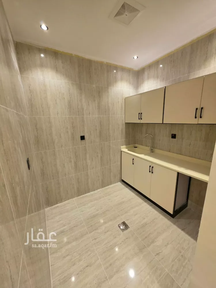 شقة للإيجار في شارع شجاع بن وهب, حي العليا, مدينة الرياض, منطقة الرياض 6