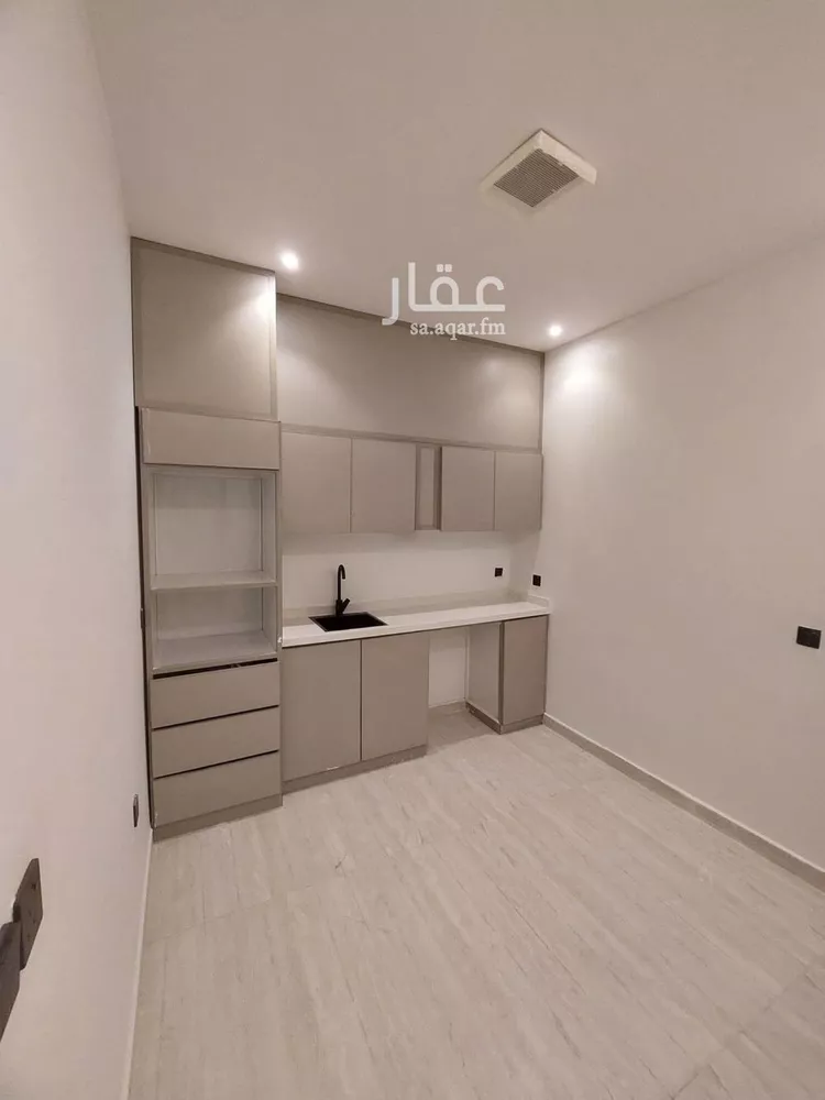 شقة للإيجار في شارع ابن سينا, حي المصيف, مدينة الرياض, منطقة الرياض