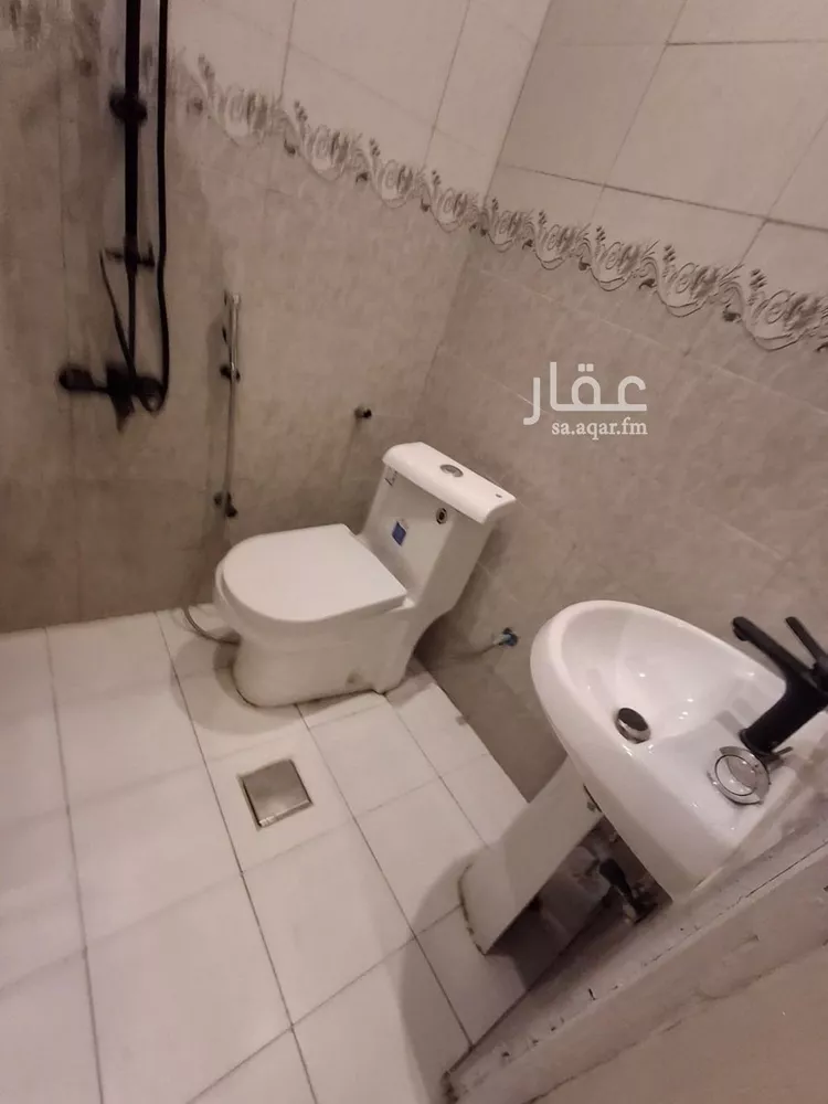 شقة للإيجار في شارع شجاع بن وهب, حي العليا, مدينة الرياض, منطقة الرياض صورة 4
