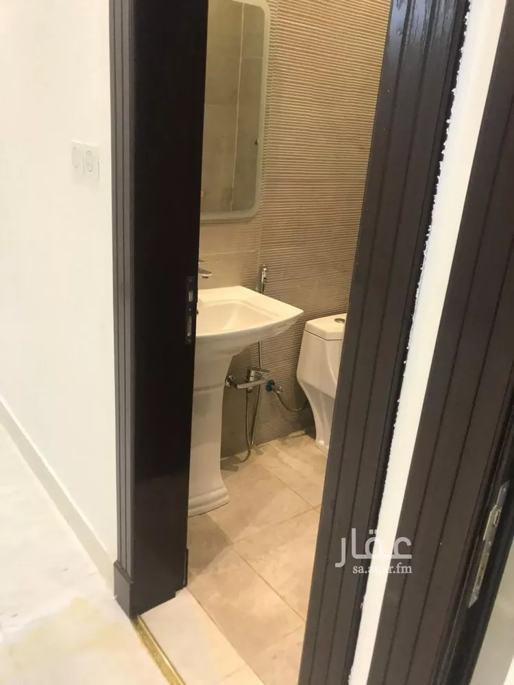 شقة للإيجار في شارع بصيرة, حي عرقة, مدينة الرياض, منطقة الرياض صورة 4