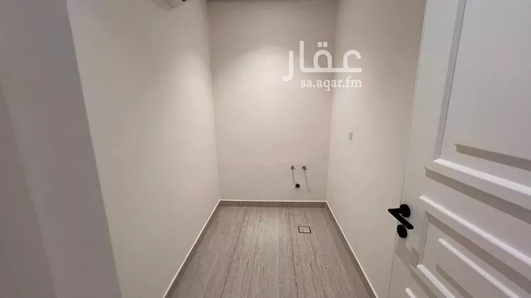 شقة للإيجار في شارع عبدالله العنقري, حي الملك سلمان, مدينة الرياض, منطقة الرياض صورة 3