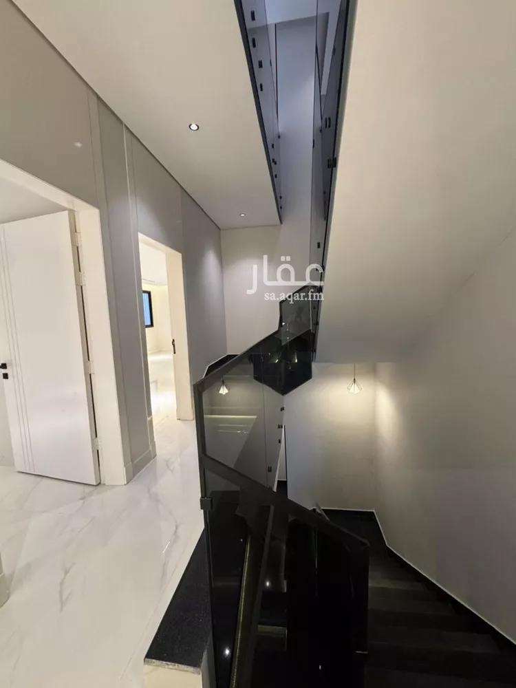 فيلا للبيع في شارع أبي أحمد البناء, حي عكاظ, مدينة الرياض, منطقة الرياض 19