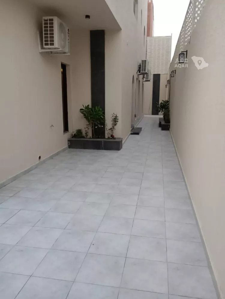 Floor for Rent in Riyadh Al Malqa صورة 3
