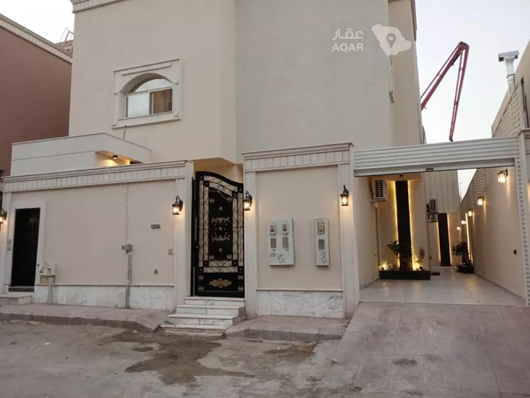 Floor for Rent in Riyadh Al Malqa 11