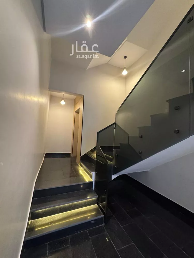 فيلا للبيع في شارع أبي أحمد البناء, حي عكاظ, مدينة الرياض, منطقة الرياض 10