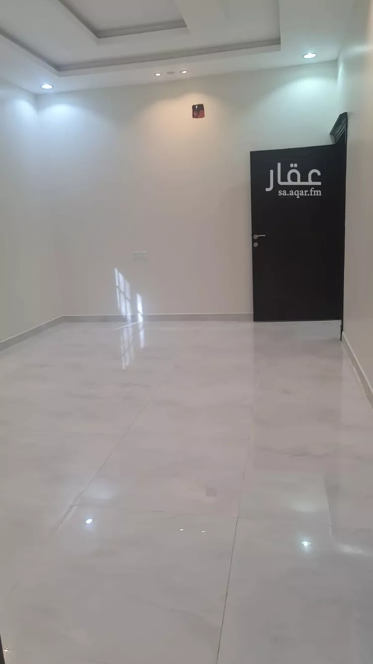 فيلا للبيع في شارع صهيب أبي موسى, حي المهدية, مدينة الرياض, منطقة الرياض صورة 2
