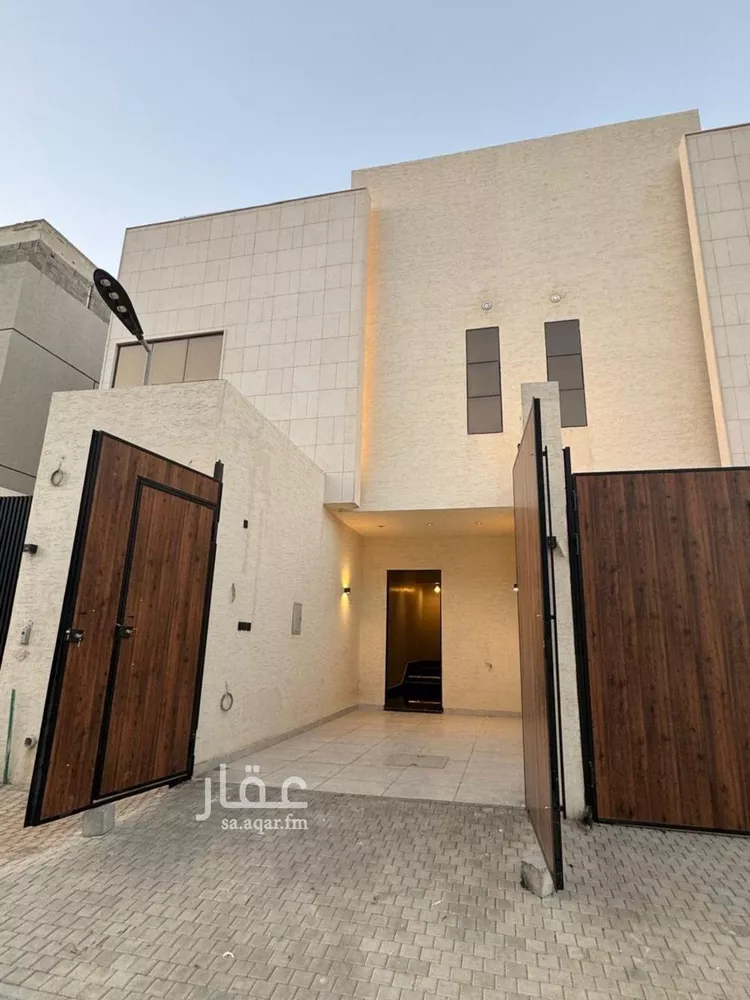 فيلا للبيع في شارع أبي أحمد البناء, حي عكاظ, مدينة الرياض, منطقة الرياض صورة 2