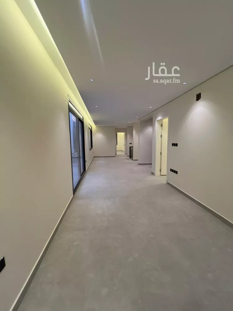 فيلا للبيع في شارع أبي البقاء الأزجي, حي الرمال, مدينة الرياض, منطقة الرياض 9